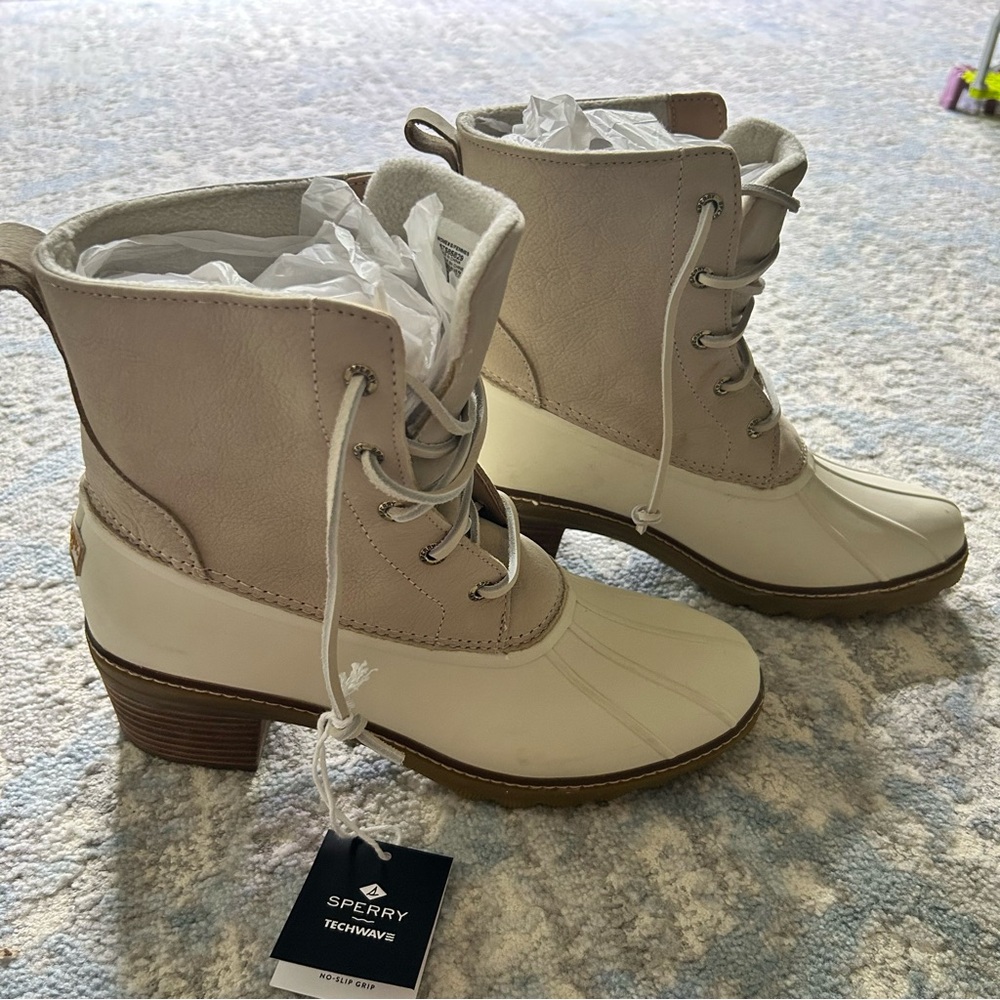 Sperry Ivory leather Heel Salt Water Rain boot women’s 11 new